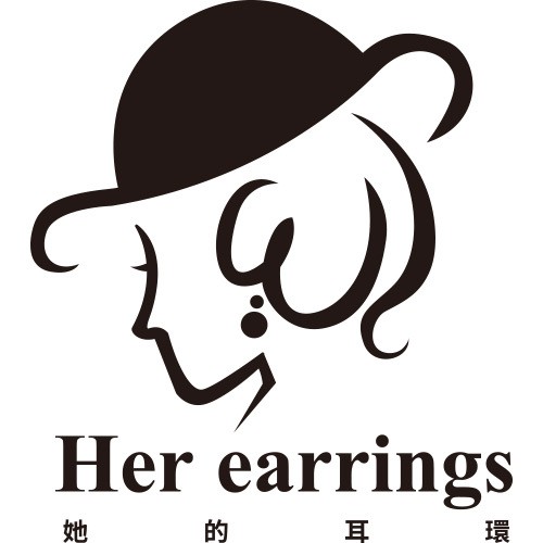 Her earrings 她的耳環